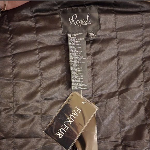 BNWT Women's Regal Faux Fur Cape in Black size L/G - Picture 7 of 7